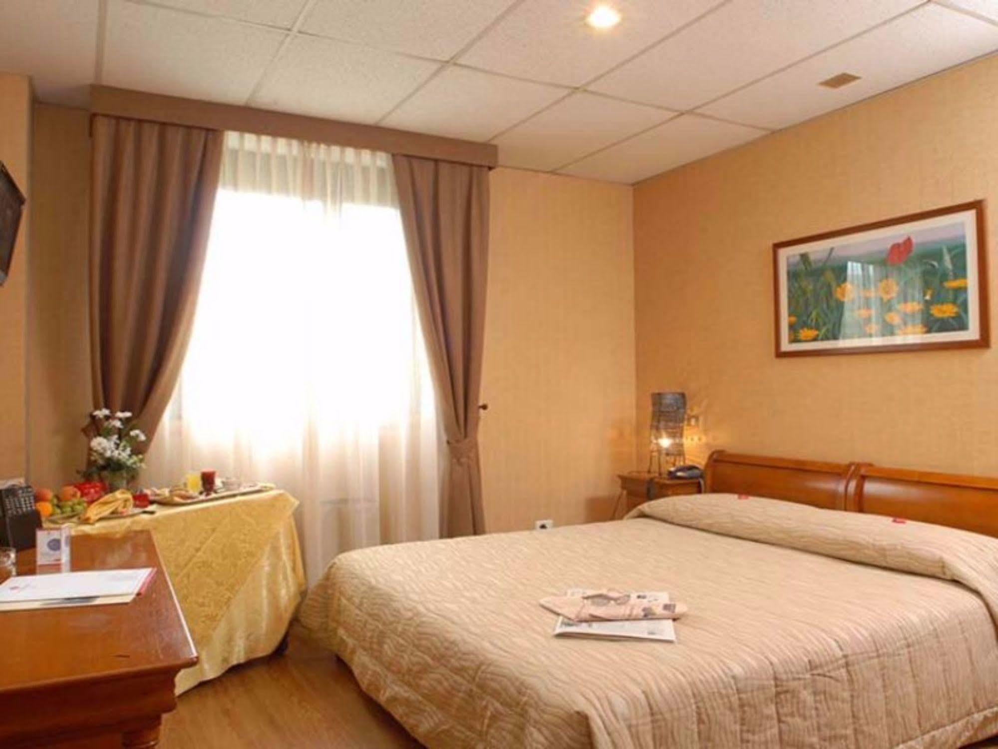 Thp Bologna Hotel Carteria di Sesto Rastignano Exterior foto